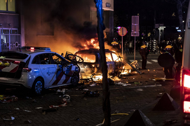 Wie konnten die Niederlande zu einem so gewalttätigen Land werden?