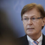 NRW-Justizminister fordert Berufsverbot für Ungeimpfte