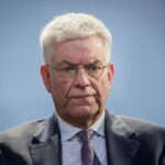 Ungeimpfte als „Blinddarm“? ZDF-Intendant Bellut sieht kein Problem