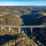 Brücke völlig unbrauchbar – Sauerlandlinie auf Jahre gesperrt