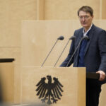 Lauterbach behauptet, er mache „den Ungeimpften keine Vorwürfe“