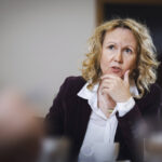 Die Umweltministerin stellt sich auf die Seite der Straßenblockierer