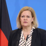Die freundliche Wikipedia-Hilfstruppe der Nancy Faeser