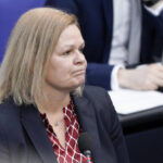 Wie Nancy Faeser im Bundestag alle unbequemen Fragen vermeidet