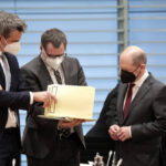 Die Bundesregierung träumt von einer Garantie für die Ukraine – ohne Militärbeistand