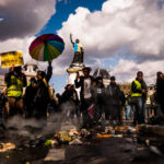Weltweit weiterhin Proteste gegen Corona-Maßnahmen – und gegen Teuerungen