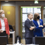 Quarantäne-Rückzieher, Impfpflicht-Chaos, Zwist mit Parteikollegen: Lauterbach mit dem Rücken zur Wand