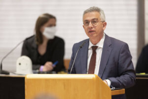 Wie sich SPD-Genossen beim Staat bedienen