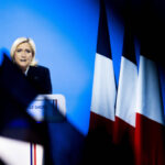 Wie halb Frankreich mit Macht eine demokratische Kandidatin bekämpft