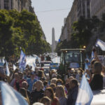 Protest, Lockdown, Volksaufstände: Was uns die Post-Covid-Epoche bringt
