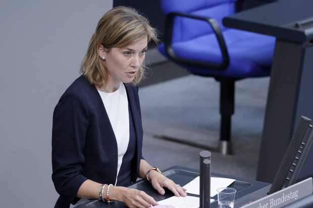 Keine Panzer für die Ukraine? Die Staatssekretärin, die zu viel sagte