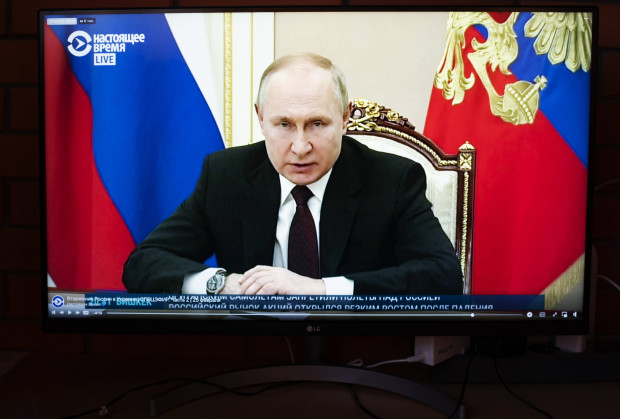 Das Lügenreich: Wie Putins Propaganda die russische Sprache manipuliert