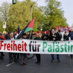 Erster Mai: Migrantengruppen und radikale Linke vereinen sich im Hass auf Israel, den Westen und die Polizei