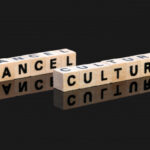 Die Vergartenzwergung des Menschen – Über die Herkunft von Cancel Culture und Deplatforming