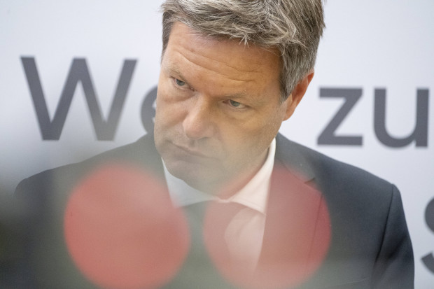Kohle und Sparen: Habeck inszeniert sich mit starken Worten und versteckter Brutalität