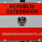 Österreich schenkt Migranten Fahrkarte nach Deutschland, Ungarn sucht „Grenzkämpfer“