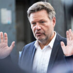 Wer Habeck widerspricht, ist Russenversteher und wird vom Verfassungsschutz verfolgt?