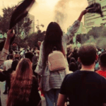 Proteste in Iran und ein paar CDU-Frauen wollen jetzt auch feministische Außenpolitik von Baerbock