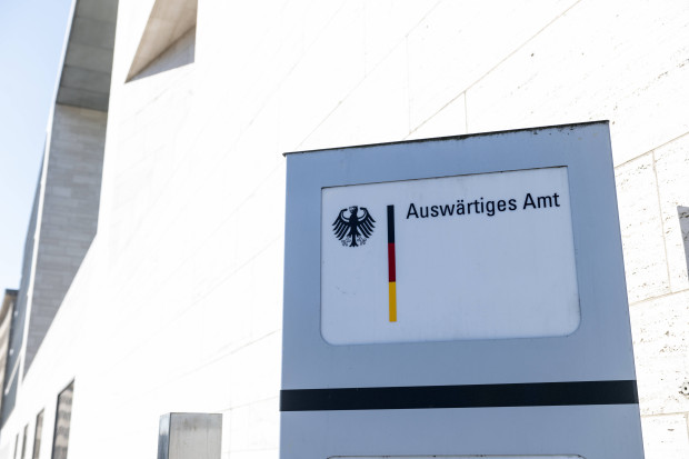 Niveau-Absenkung bei der Diplomaten-Auswahl?