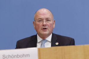 Nancy Faeser feuert BSI-Chef Arne Schönbohm – trotz dünner Beweislage