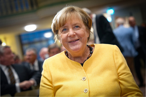 Merkels Preis für Flüchtlingspolitik und das Beamtenrecht