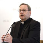Bischof Bätzing: Lebensgefühl der „Letzten Generation“ ähnelt dem der Urchristen