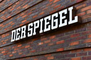 Das erfundene Mädchen: Wie der „Spiegel“ sich zum Sprachrohr von NGOs machte