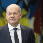 Scholz verbindet die Mythen von Zuwanderung und Rentensicherheit