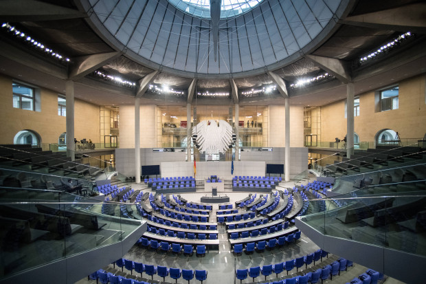 Wahlrechtsreform? Von der Bürgerdemokratie zur Parteienoligarchie