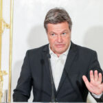 Robert Habeck erhält den Ludwig-Börne-Preis für seine „Nachdenklichkeit“
