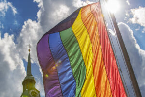 Wie die deutsche Kirche in der zeitgeistigen Bedeutungslosigkeit versinkt