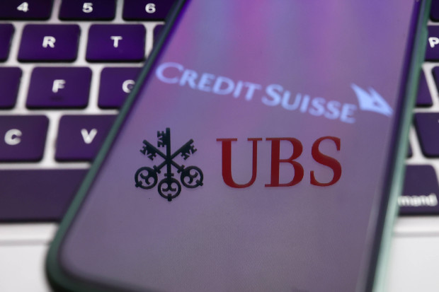 Angeschlagener Bankensektor bringt Börsen unter Druck