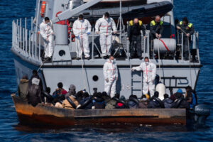 Bootslandungen nehmen um 300 Prozent zu: Italien verhängt Ausnahmezustand