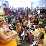 Die „Drag Queen Story Hour“ – aus den USA nach Deutschland