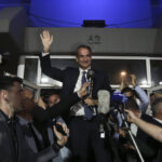 Hoher Sieg für Mitsotakis und die neue Niederlage der Demoskopie