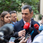 Rechte gewinnen in Spanien: Warum Sánchez nun Neuwahlen ausruft
