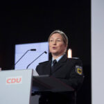 Claudia Pechstein und der Ärger um ihren Auftritt in Uniform