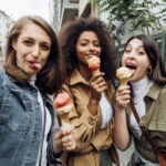 Eis essen in der Öffentlichkeit- „obszön“ oder fortschrittlich?