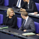 In diesem Sommer gibt es kein Nachrichten-Loch, sondern Politik-Stress