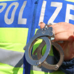 Links, kriminell und auf freiem Fuß