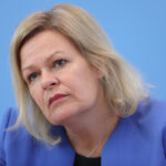Faeser redet von „Clans“ kollektiv abschieben