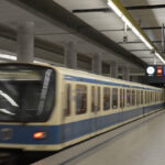 Auf U-Bahnsteig vergewaltigt: Afghane vergeht sich über Stunden an 18-Jährigem
