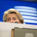 ÖRR entdeckt sehr spät: Von der Leyen kaufte zu viele Pfizer-Dosen zu teuer ein