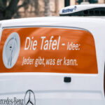 Extra-Angebot für Ukrainer: Mit dem Taxi zur Tafel