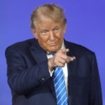 Trump liegt in fünf entscheidenden „Swing States“ vor Biden