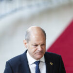 Scholz‘ neues Image: Der Kanzler versucht es mit Reue