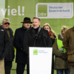 Christian Lindner zeigt Reue vor buhender Wirtschaftsdemo