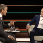 Im Licht ist das Schreckgespenst doch nur ein Handwerker