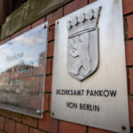 In Teilen von Pankow kommt ein Asylbewerber auf einen Bürger