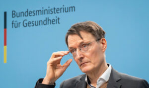 Lauterbach bastelt sich Impf-Expertenrat aus Ignoranten und Dilettanten